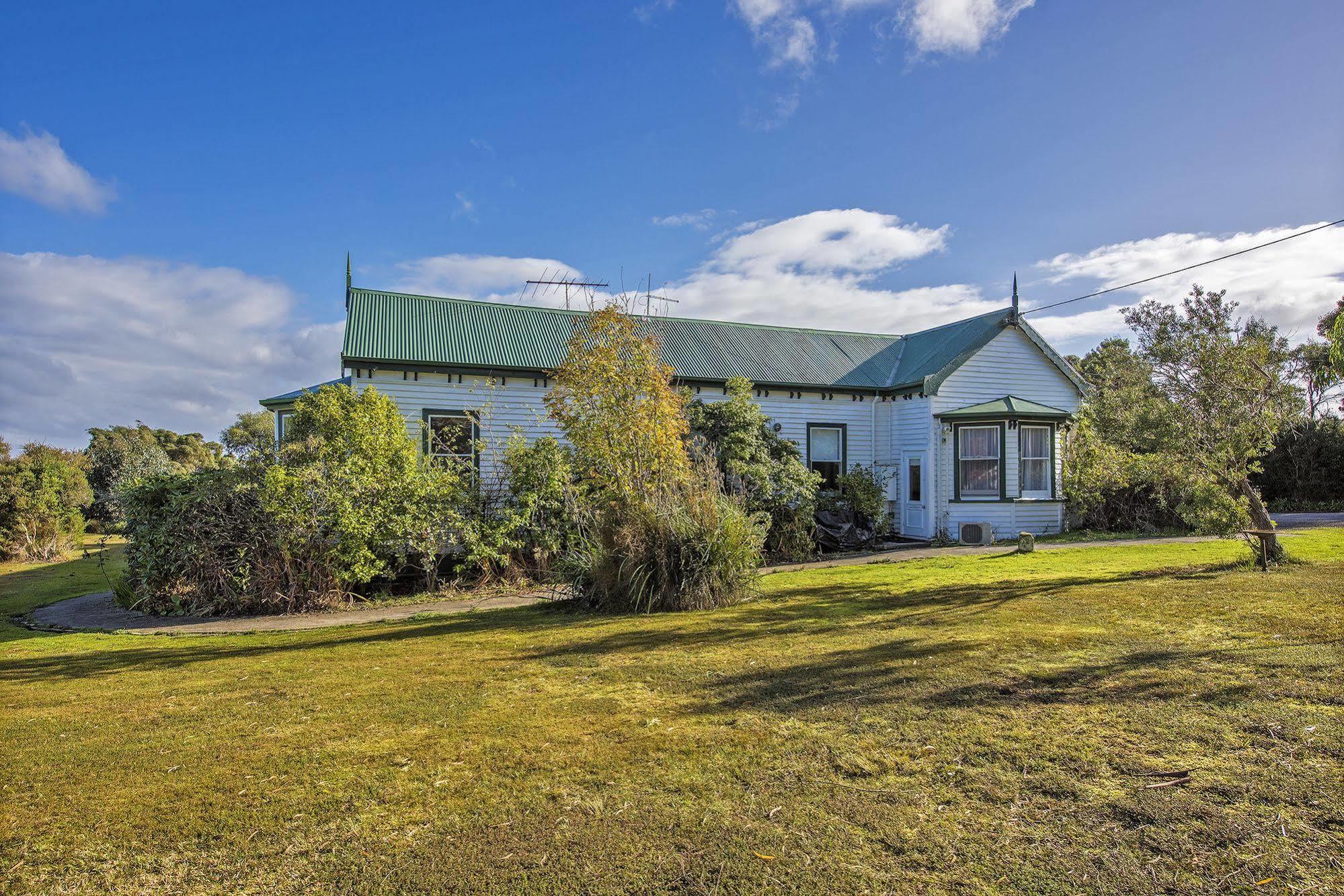 Strahan Wilderness Lodge Bagian luar foto